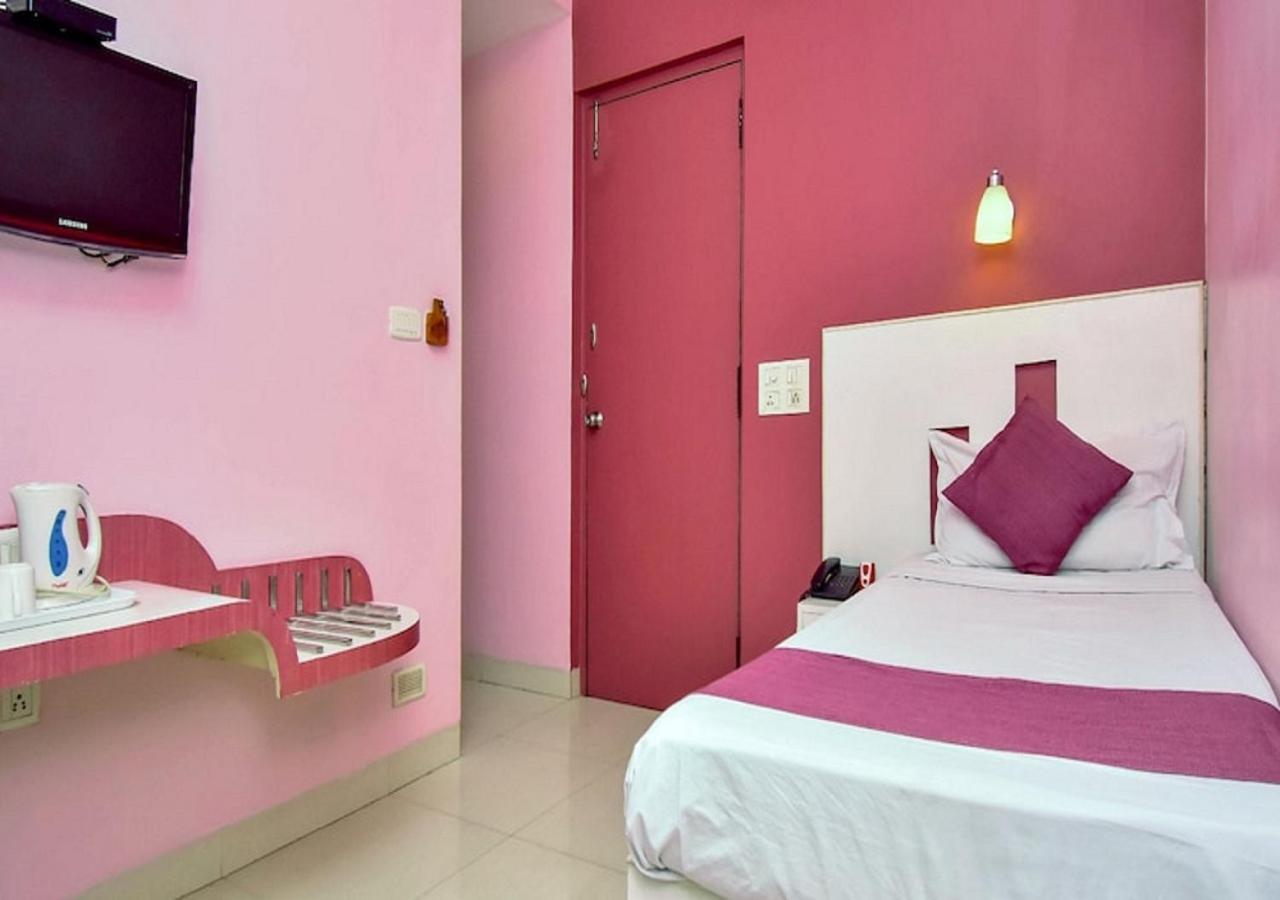 Hotel Pandian Chennai Eksteriør bilde