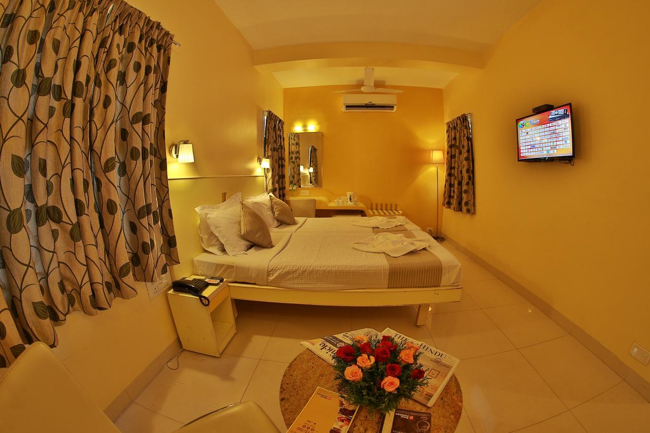 Hotel Pandian Chennai Eksteriør bilde